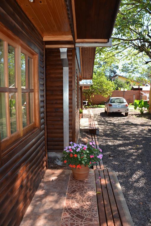 Nuova Villa Cabañas Puerto Iguazú Exterior foto